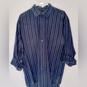 VanHeusen wrinkle free collared long sleeve blue & black stripped dress shirt
